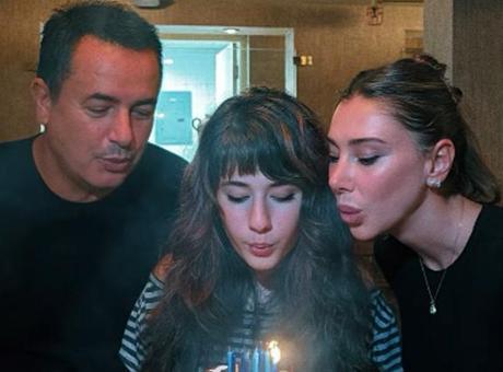Melisa 13 yaşına girdi! Acun Ilıcalı ve Şeyma Subaşı aynı karede