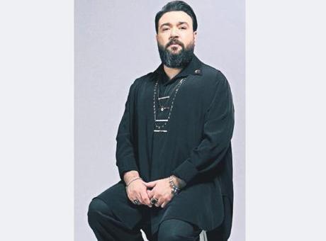 Artık tek başına