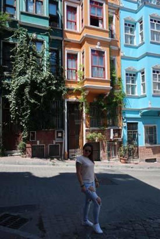 Dini Çeşitlilikten Modern Popülariteye Balat