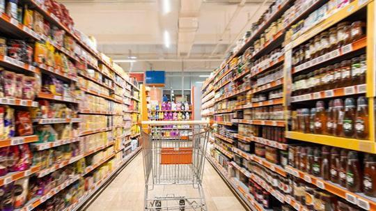 Bakan Kacır paylaştı! Marketlerdeki fiyat karşılaştırmasına yeni uygulama