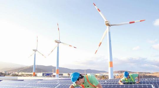 Güneş ve rüzgârda kapasite artıyor