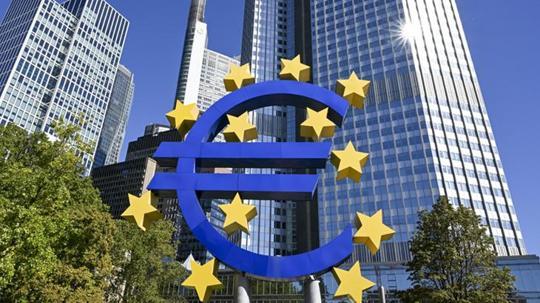 Euro Bölgesi'nde yatırımcı güveni 7 ayın zirvesinde