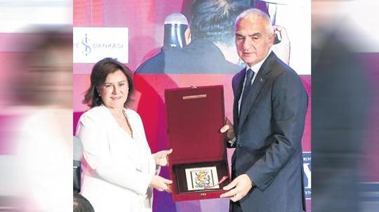 Turizmde hedef 120 milyar dolar