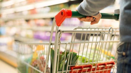 Ramazan öncesi marketler harekete geçti: Birçok üründe indirim ve sabit fiyat