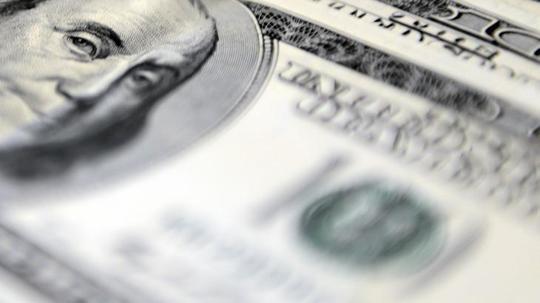 Dolar endeksi 4 ay sonra 100 barajını aştı