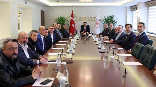Bakan Bayraktar, Maden-İş Sendikası ve maden işçileriyle görüştü