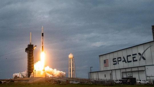 SpaceX 3 trilyon dolara ulaştı