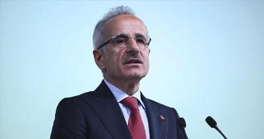 Bakan Uraloğlu, Çamlıhemşin Tünelli Geçişi'nin 17 Ağustos'ta hizmete açılacağını bildirdi