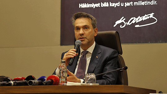 Bakan Bayraktar: Elektrikte yüzde 65 yerliliğe ulaşmış durumdayız