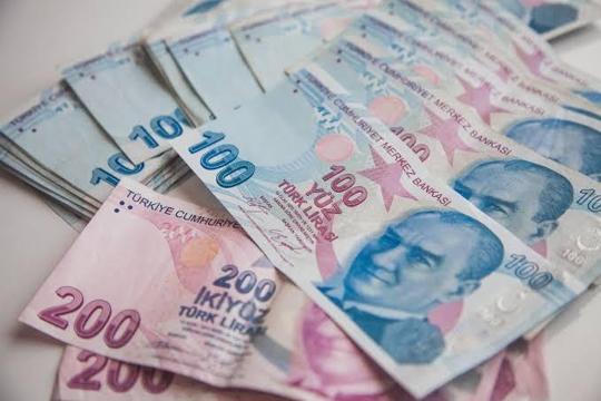 Bankacılık sektörünün mevduatı azaldı