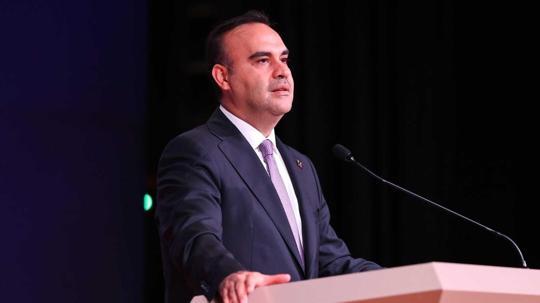 Bakan Kacır: İnsanı merkeze almayan bir teknoloji insanlığın hayrına bir netice üretmez