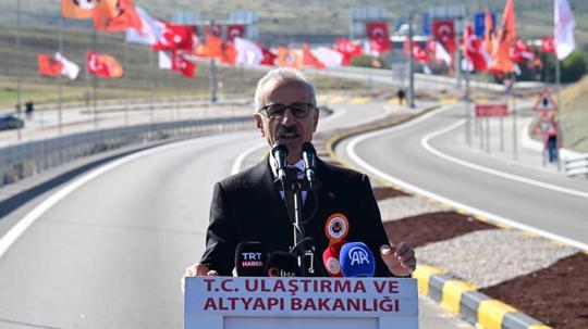 45 dakikalık yol 24 dakikaya düştü! 8 yolda daha çalışmalar sürüyor