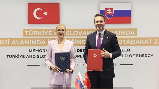 Bakan Bayraktar, Slovakya ile enerji alanında mutabakat zaptı imzalandığını bildirdi