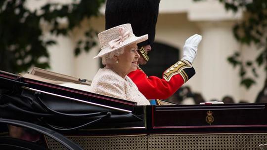 Kraliçe Elizabeth'in sağlık durumu kötüye mi gidiyor? Etkinlikler iptal edilmiş olabilir