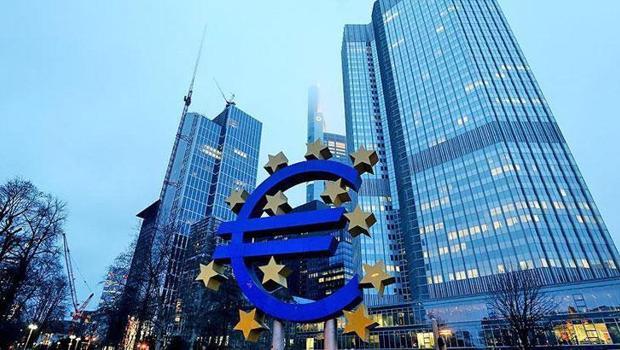 `ECB muhtemelen üç kez faiz düşürecek`