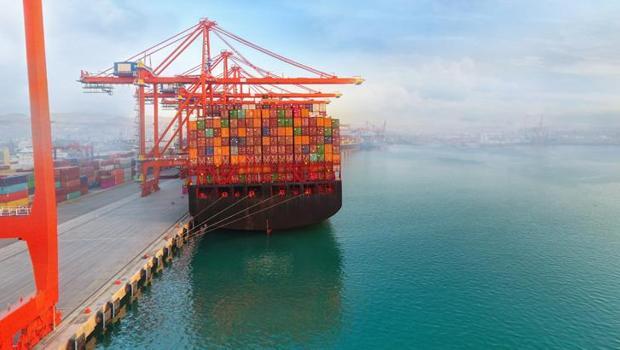 Çin`in ihracatı ve ithalatı arttı