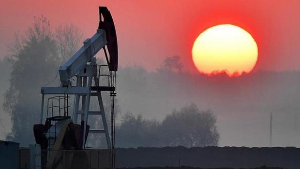 Petrol fiyatları bugün kaç dolar?