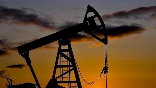 ABD`nin ticari ham petrol stokları arttı