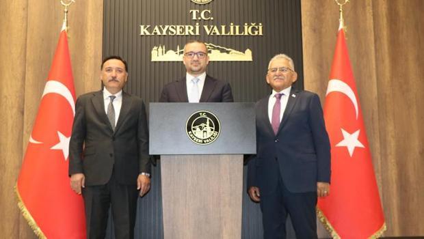 Karahan, Kayseri`de ziyaretlerde bulundu