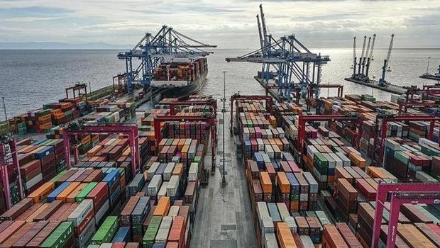 45 ilin ihracatı yılın 8 ayında arttı