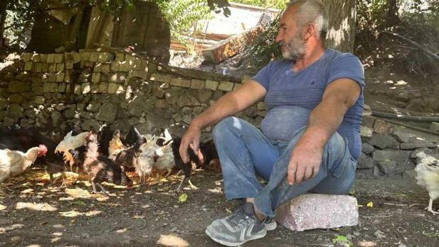 Bir aile kabusu yaşıyor! Gece gündüz nöbet tutuyorlar: 'Evin önüne kadar gelmişler'