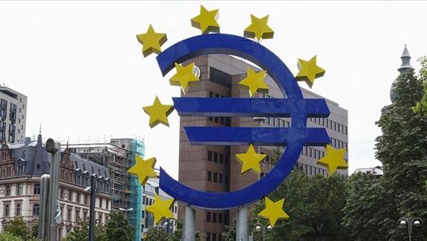 Euro Bölgesi`nde enflasyon beklentisi arttı