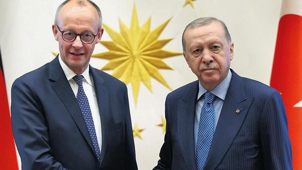 Cumhurbaşkanı Erdoğan’dan Almanya Başbakanı Merz’e 'Gazze' tepkisi: Soykırımı Almanya görmüyor mu?