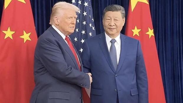 ABD Başkanı Trump, Çin Devlet Başkanı Şi ile görüştü