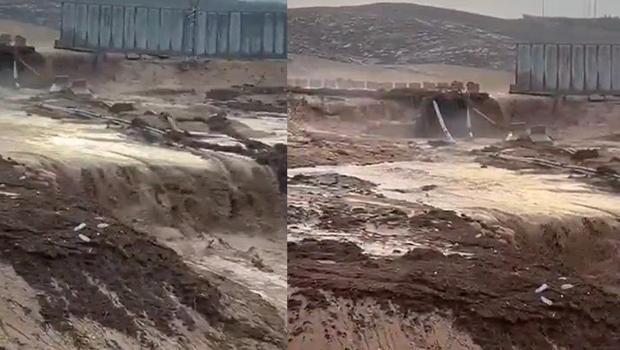 Batı Şeria'daki şiddetli yağış, İsrail'in inşa ettiği Ayrım Duvarı'nın bir kısmını yıktı!