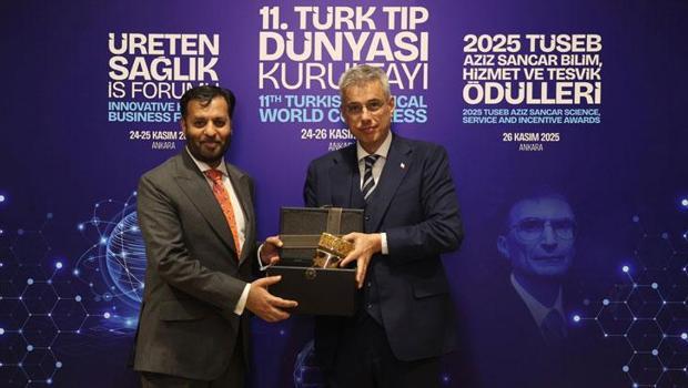 Sağlık Bakanı Memişoğlu, Pakistanlı mevkidaşı Kemal ile bir araya geldi