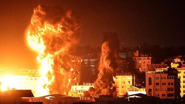 Ateşkese rağmen Gazze'de katliam sürüyor! İsrail ordusu, evleri havaya uçurdu