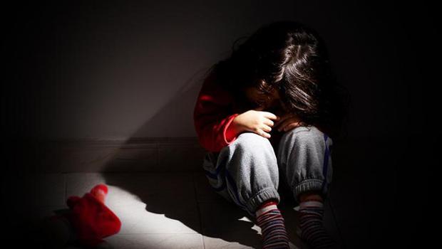 İngiltere'de büyük skandal! Sosyal hizmet korumasındaki 2 binden fazla çocuk kayboldu