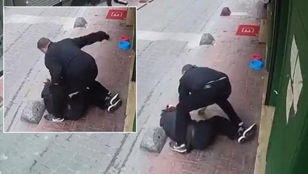Beyoğlu'nda şok görüntüler! 'Adam dövdüm' diyerek teslim oldu