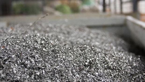 Japonya`da alüminyum stokları geriledi