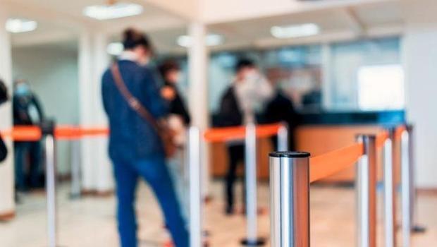 Ünlü market zinciri banka kuruyor