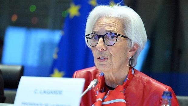 Lagarde görev süresini tamamlayacağını açıkladı