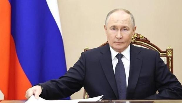 Putin, Rusya’dan külçe altın ihracatını yasakladı