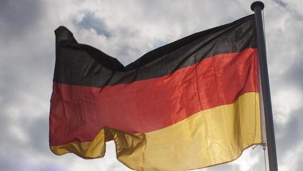 Almanya`nın büyüme tahmini düşürüldü
