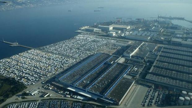 Yılın ilk çeyreğinde 215 bin 323 otomotiv ihraç edildi