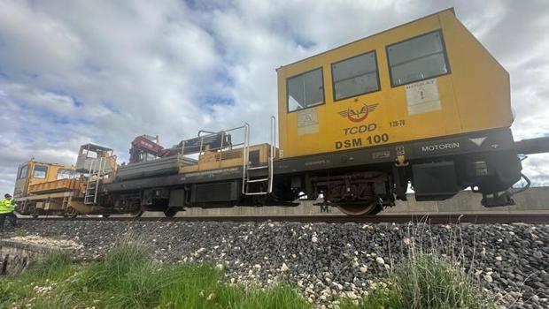 350 kilometrelik demiryolu hattı ulaşıma açıldı