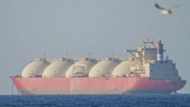 Hürmüz`den gemi geçişleri ateşkes sonrası geriledi