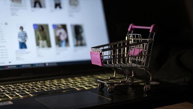 Türkiye`nin e-ticaret hacmi 10,6 trilyon liraya ulaştı