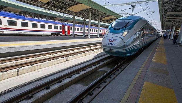 Ankara`da bazı banliyö ve bölgesel tren seferlerinde düzenleme yapılacak