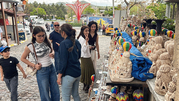 Kapadokya`da bayram tatili yoğunluğu! Otellerin yüzde 80`i doldu