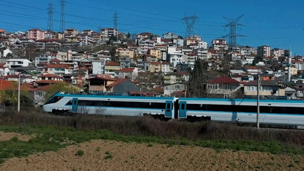 Türkiye’nin ilk hızlı treninden yeni rekor