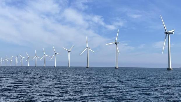 Küresel deniz üstü rüzgar enerjisi kurulu gücü art