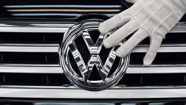 Volkswagen`deki geniş çaplı küçülme iddialarına sendikalardan sert tepki