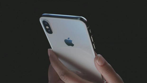 Apple Rusya`da iPhone uygulamalarını kısıtlamaya devam ediyor