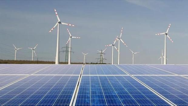 Bakanlıktan rüzgar ve güneş santrallerinin imar ile ruhsat işlemlerine yeni düzenleme