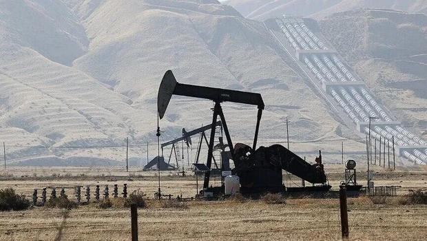 OPEC+ üyesi 7 ülke, petrol üretimini günlük 188 bin varil artıracak
